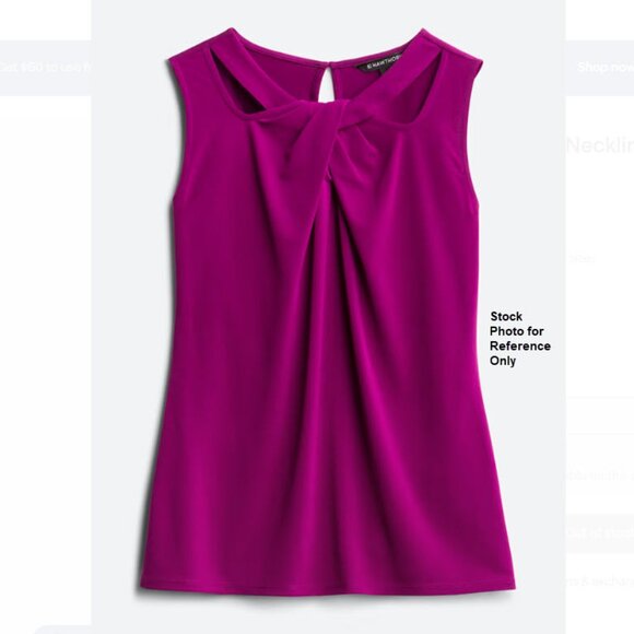 41 Hawthorn Jaslinda Twist Neckline Moss Crepe Knit Top - Picture 1 of 4